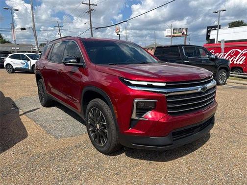 2024 Chevrolet Traverse LT