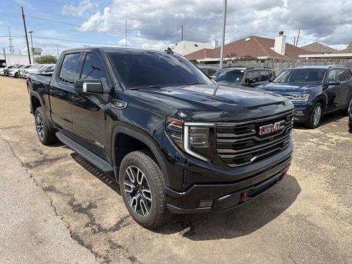 Onyx Black 2025 GMC Sierra 1500 AT4