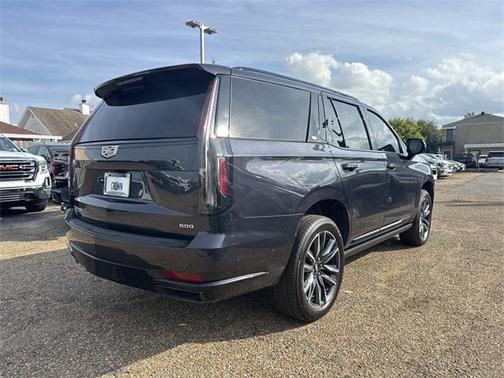 2023 Cadillac Escalade Sport