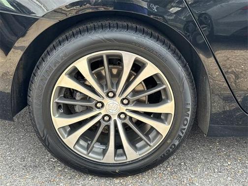 2017 Buick LaCrosse Premium