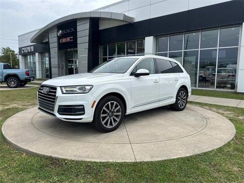 2019 Audi Q7 45 Premium