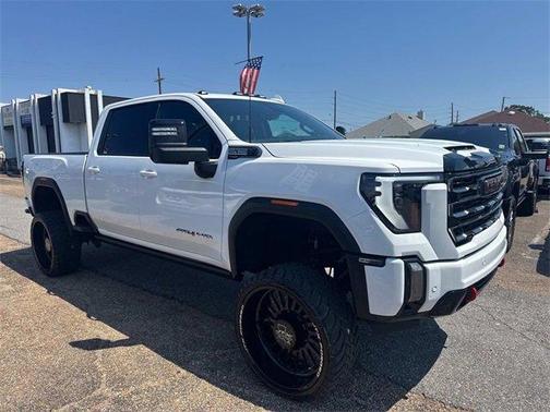 2024 GMC Sierra 2500 AT4