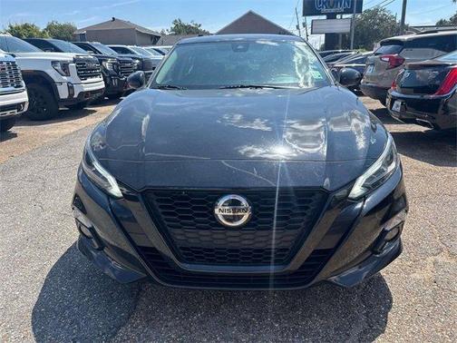 2022 Nissan Altima 2.5 SR