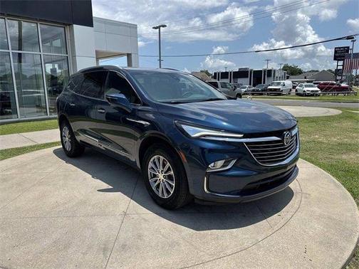 2022 Buick Enclave Essence