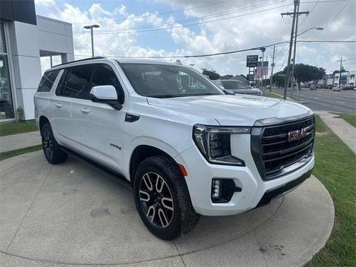 2023 GMC Yukon XL AT4