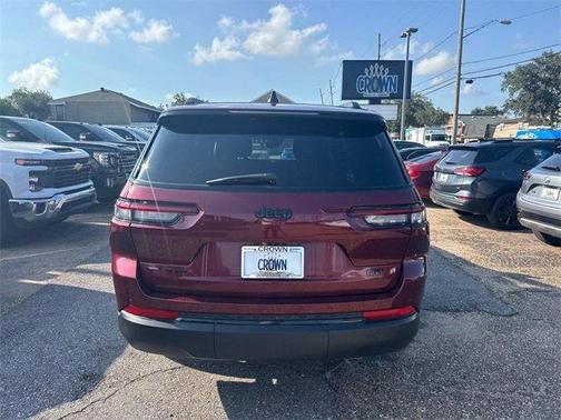 2022 Jeep Grand Cherokee L Laredo