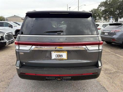 Dark Gray Metallic 2022 Lincoln Navigator L Black Label