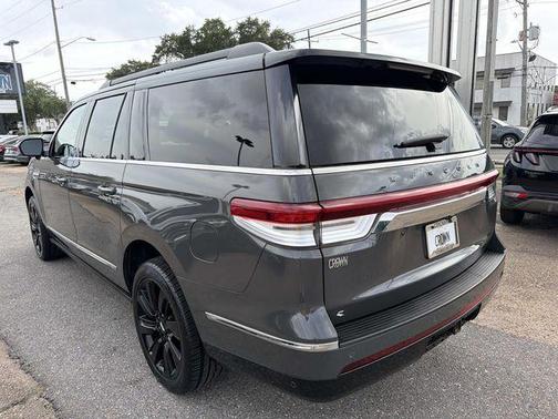 Dark Gray Metallic 2022 Lincoln Navigator L Black Label