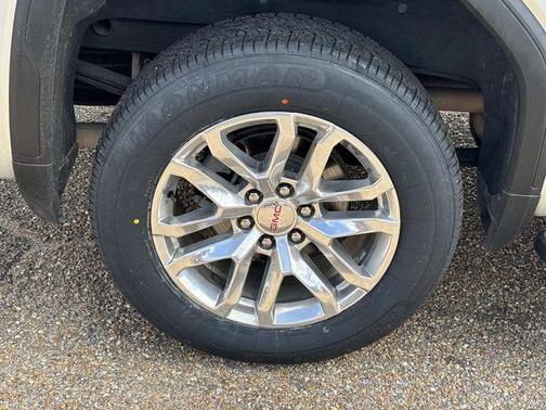 Quicksilver Metallic 2021 GMC Sierra 1500 SLT