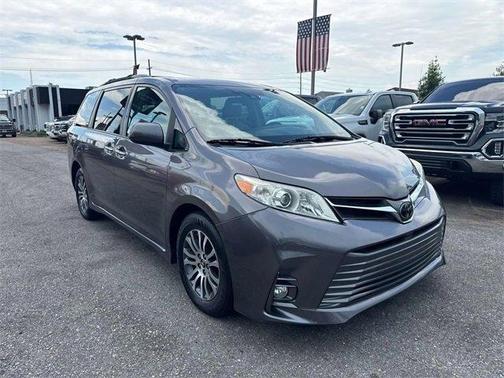 2019 Toyota Sienna Limited