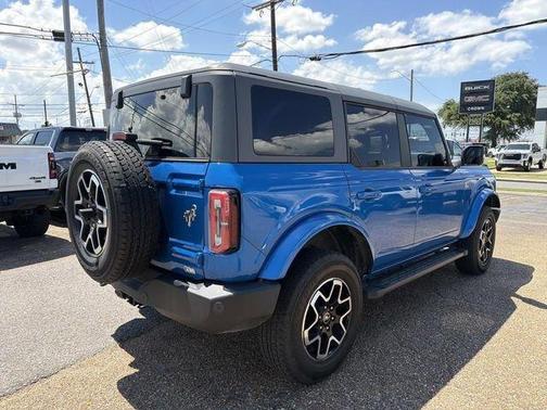 Blue Metallic 2024 Ford Bronco Outer Banks