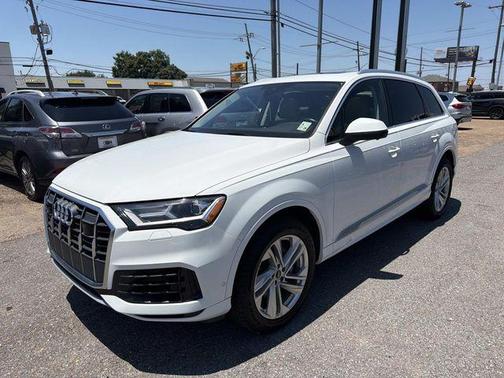 Carrara White 2022 Audi Q7 55 Premium Plus