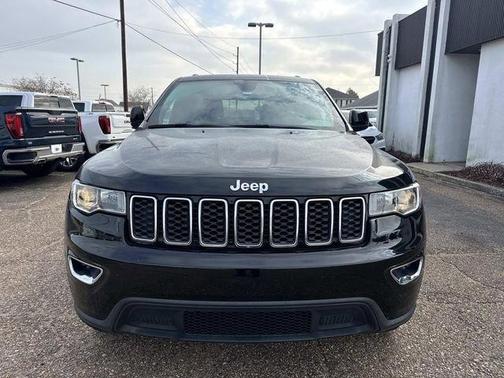 2019 Jeep Grand Cherokee Laredo E