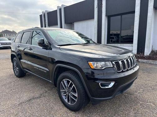 2019 Jeep Grand Cherokee Laredo E
