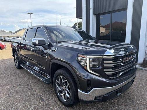 Titanium 2022 GMC Sierra 1500 SLT