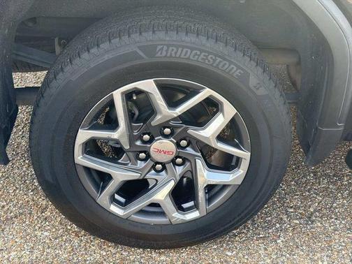 Titanium 2022 GMC Sierra 1500 SLT