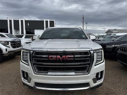 2022 GMC Yukon XL SLT