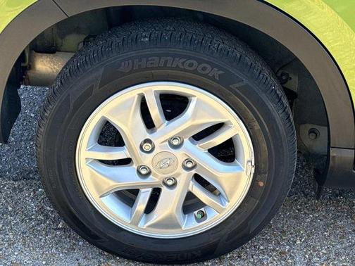 2023 Hyundai VENUE SE