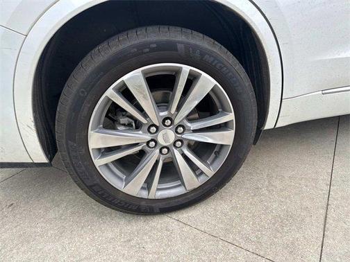2021 Cadillac XT6 Premium Luxury FWD