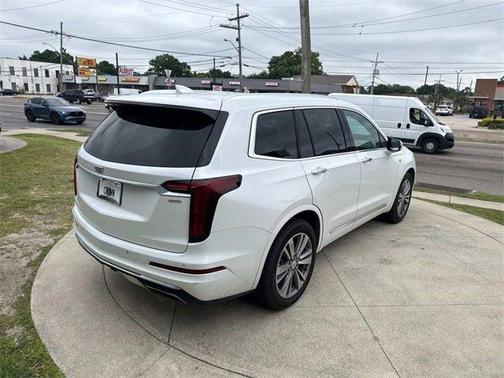 2021 Cadillac XT6 Premium Luxury FWD