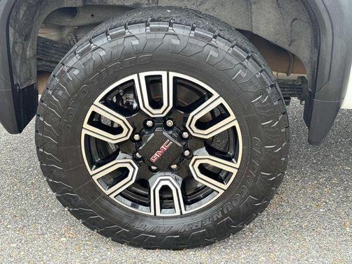 2022 GMC Sierra 2500 AT4