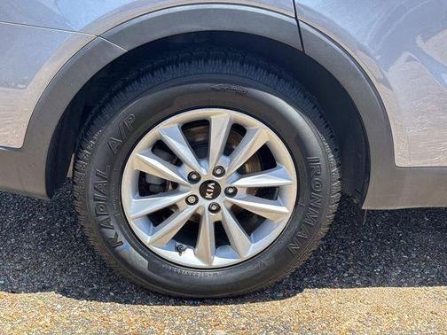 Silver 2020 Kia Sorento LX