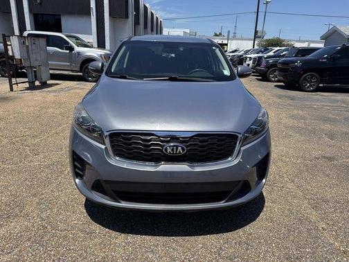 Silver 2020 Kia Sorento LX