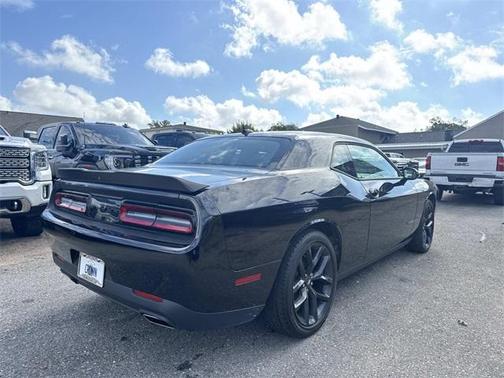 2021 Dodge Challenger SXT