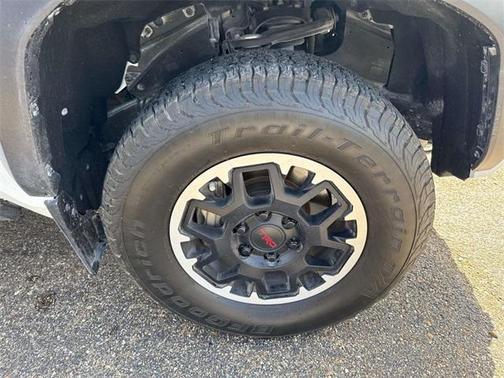 2024 Toyota Tacoma TRD Off Road