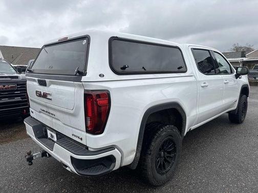 2022 GMC Sierra 1500 Limited AT4