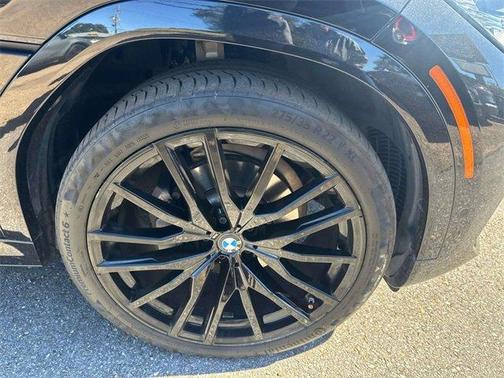 2023 BMW X6 xDrive40i