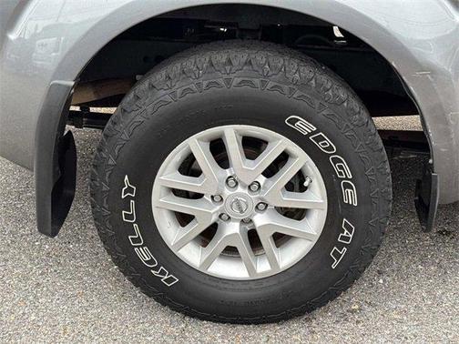 2017 Nissan Frontier SV