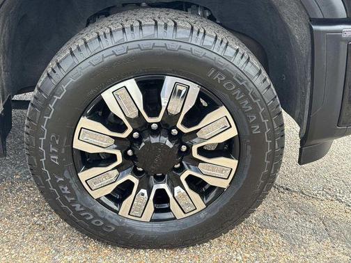 2024 GMC Sierra 2500 Denali