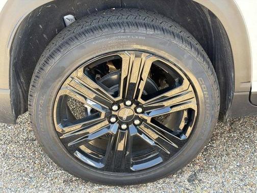 Summit White 2026 GMC Acadia Elevation