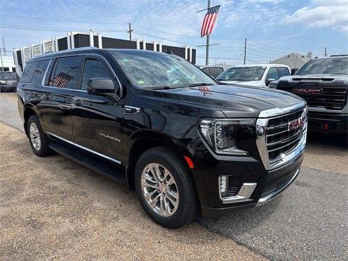 2022 GMC Yukon XL SLT