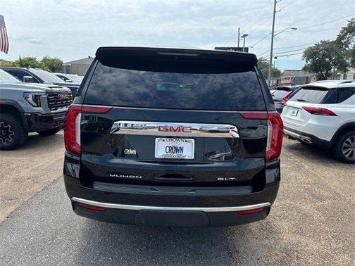 2022 GMC Yukon XL SLT