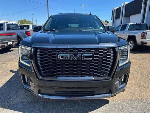 2023 GMC Yukon XL Denali Ultimate