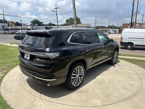 2025 Buick Enclave Avenir