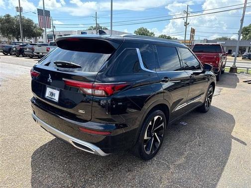 2022 Mitsubishi Outlander SEL