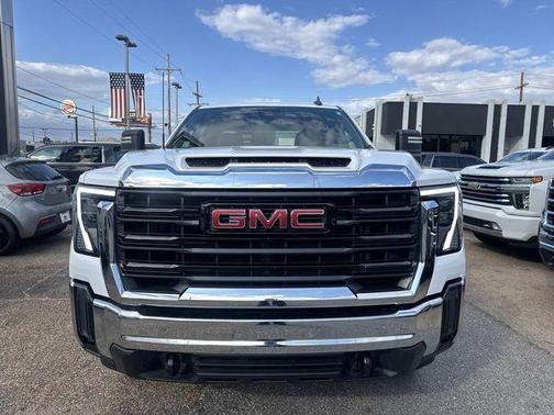 2024 GMC Sierra 2500 Pro