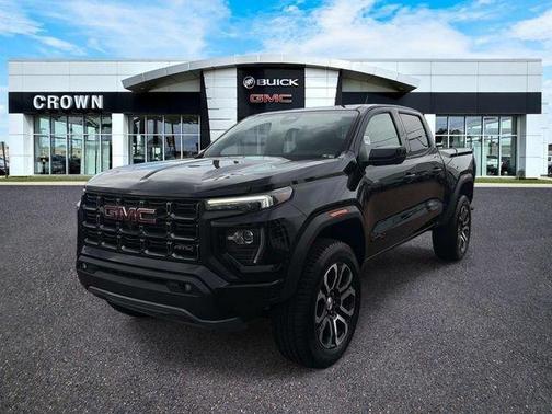 Onyx Black 2024 GMC Canyon AT4