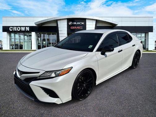 Pearl 2019 Toyota Camry XSE