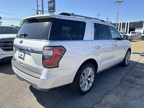 White Platinum 2018 Ford Expedition Limited