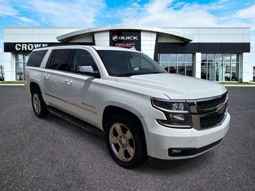 Summit White 2016 Chevrolet Suburban LT