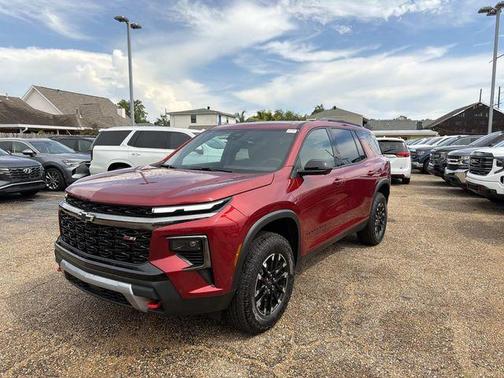 Radiant Red 2026 Chevrolet Traverse Z71