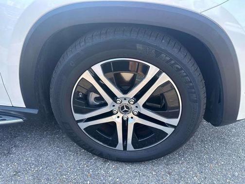 2022 Mercedes-Benz GLS 450 4MATIC