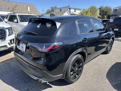 Crystal Black Pearl 2024 Honda HR-V Sport