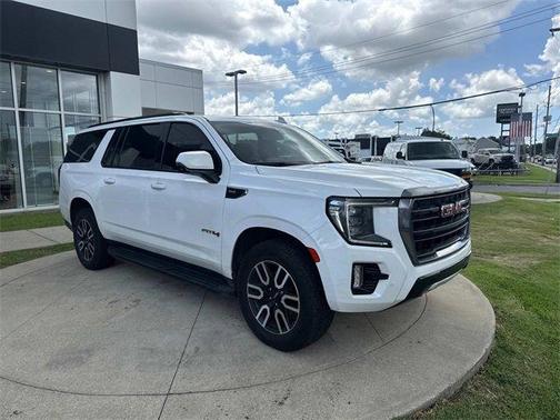 2022 GMC Yukon XL AT4