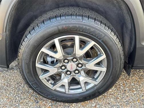 2022 GMC Acadia SLE