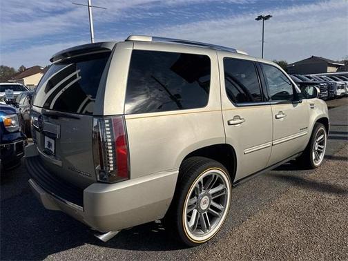 2014 Cadillac Escalade Premium